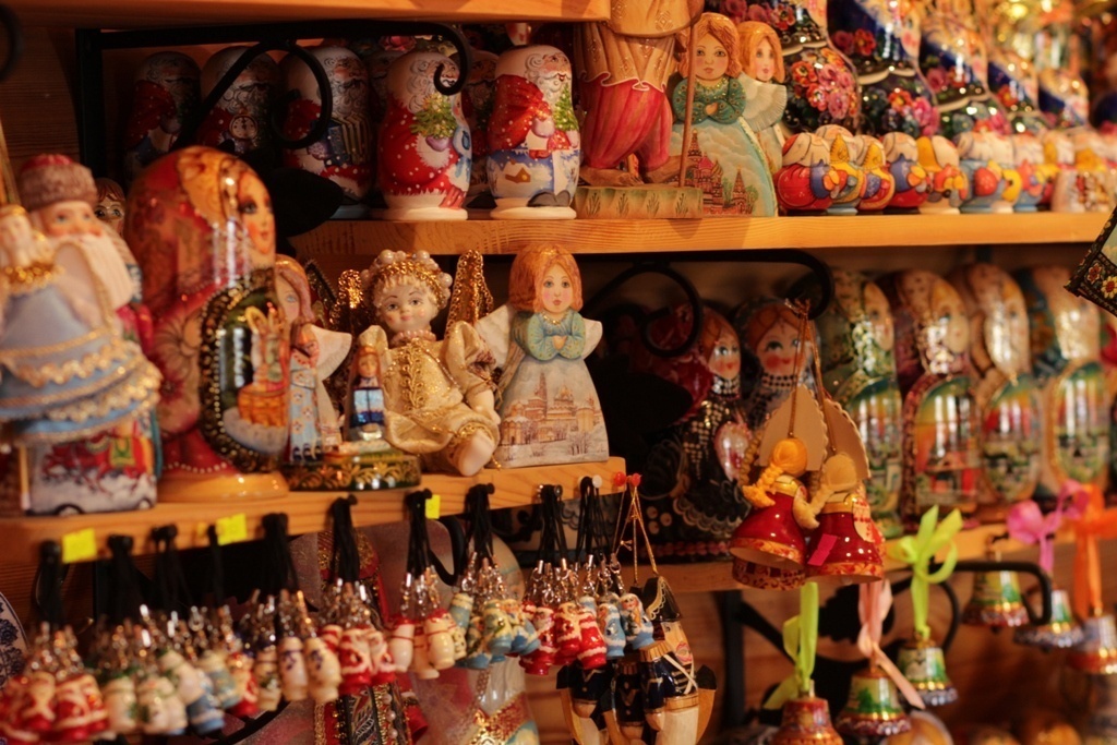 斯米尔诺夫和父子纪念品商店